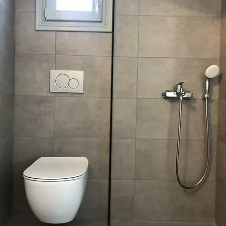 Apartment Odysseas & Naousa (Paros)